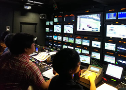 レース中継情報ディレクター